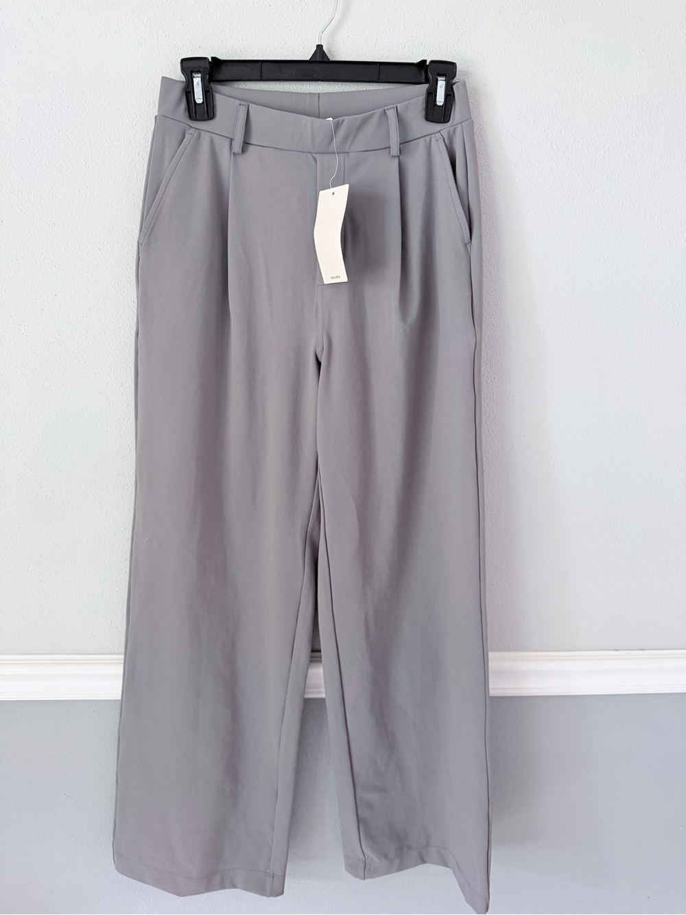 NWT Halara Wide Leg Trouser Pleated Dress Pants Grey Size Small